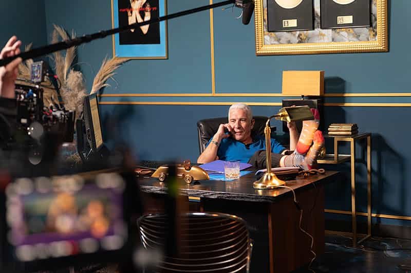 Fotograma del documental de "MAGO DE OZ, LA PELÍCULA" Ana Ros. Jefa de prensa y consultora de comunicación especializada en el cine español e iberoamericano.