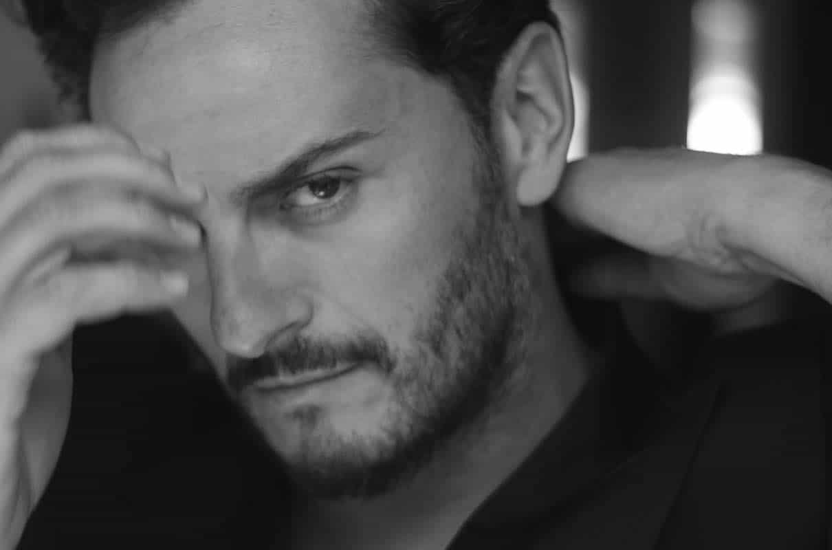 fotografía actor de película "Dante de noche"