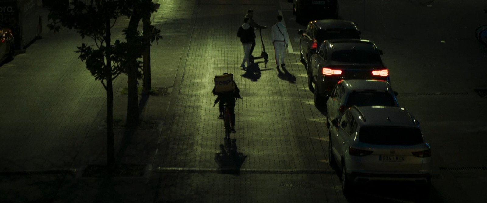 36ca8581-203b-c8e2-818b-82958eca79c0