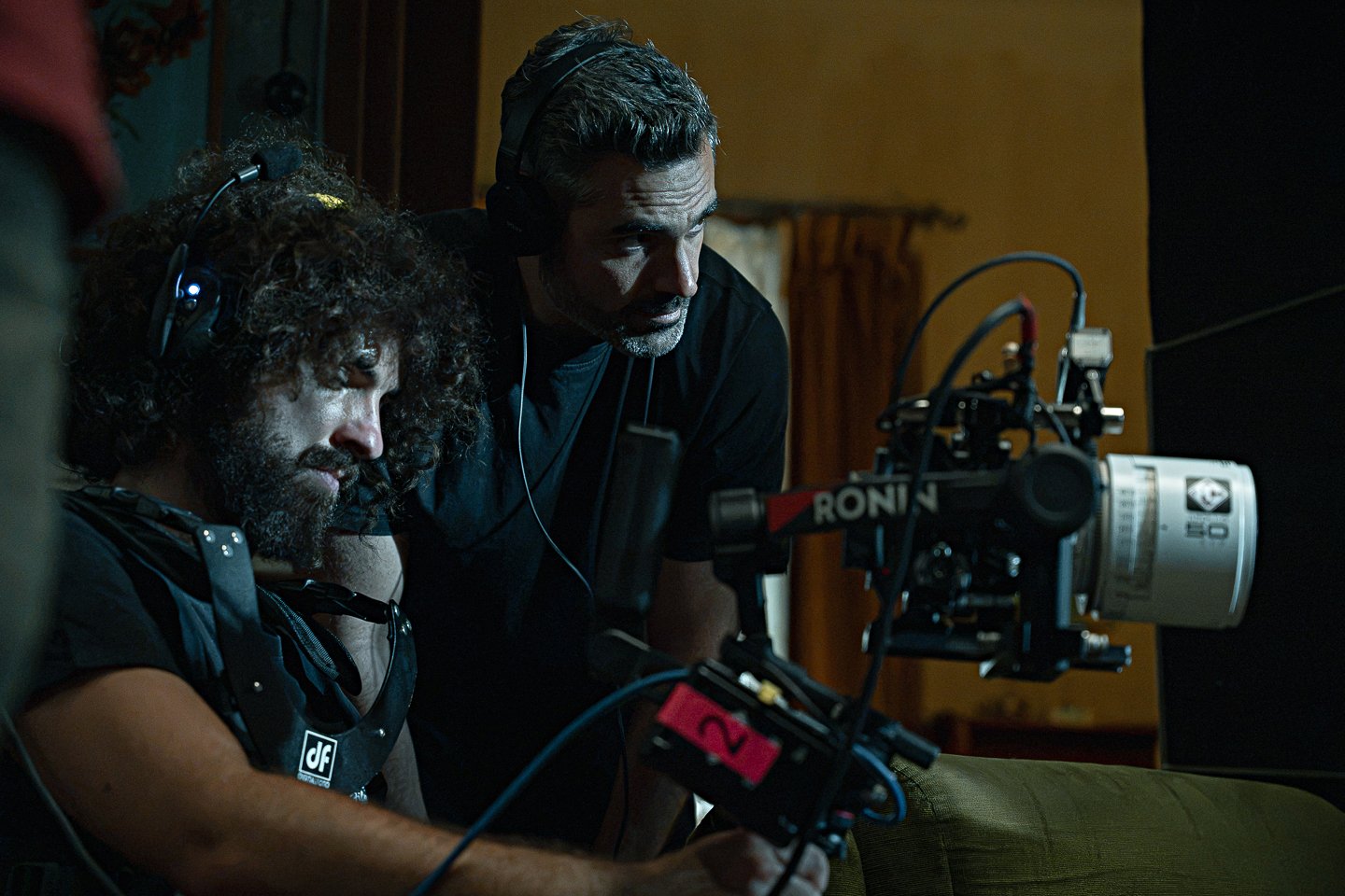 Tony Morales junto a Iván Román. Foto: Rubén Chavero